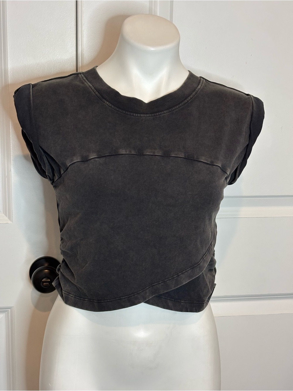 FP Movement Hot Shot Crossover Crop Top Balloon Leg Pants Set Washed Black M - Picture 2 of 16